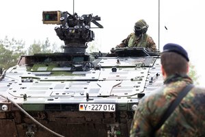 Vokietijos parlamentaras: kitais metais galime grąžinti privalomąją karinę tarnybą