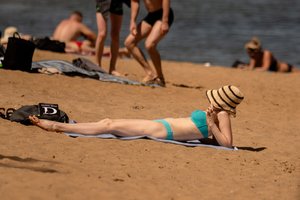 Sinoptikų žinia dėl kaitros: aiškėja, kokia temperatūra Lietuvą svilins sekmadienį