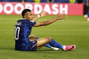 Dėmesio! Pasaulio futbolo čempionate paaiškėjo visos atkrintamųjų poros