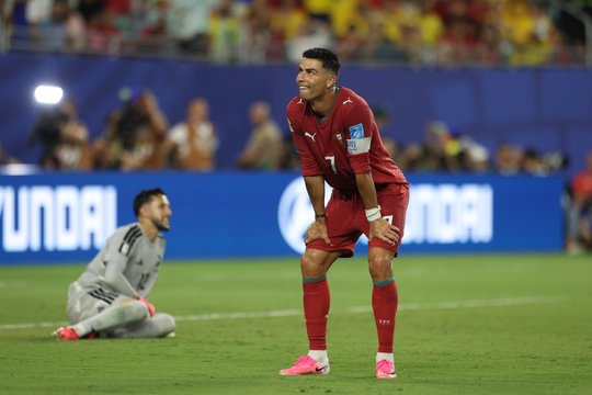 Portugalijos fronte – nieko gero: C. Ronaldo buvo bedantis, o komanda gavo dvigubą smūgį