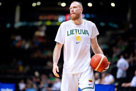 M. Buzelio ir K. Jakučionio debiutas rinktinėje: Lietuva – Ukraina