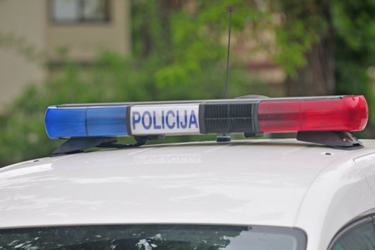 Vilniuje iš buto pavogti auksiniai papuošalai ir apie 500 eurų