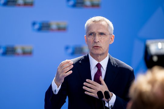 Buvęs NATO vadovas: JAV yra labai priklausomos nuo Europos sąjungininkų