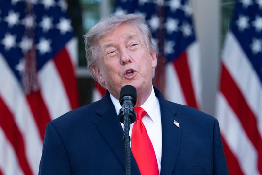D. Trumpas pareiškė, kad Iranas paprašė antradienį Dohoje surengti susitikimą