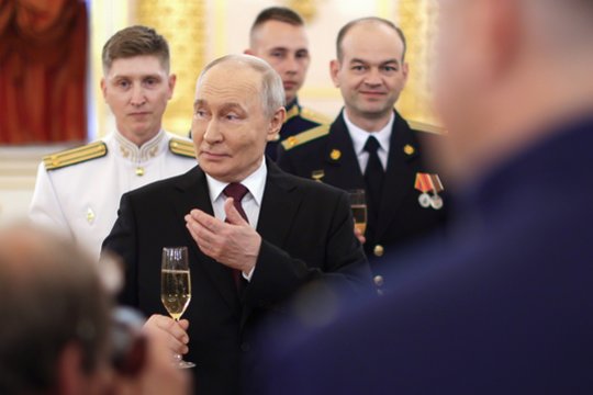 V. Putinas stiprina gniaužtus Kaukaze: taikosi prisijungti svarbią teritoriją
