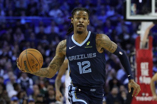 Bomba NBA: „Grizzlies“ išmainė Ja Morantą
