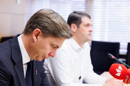 M. Sinkevičiaus ir „aušriečių“ susitikimas virto nejaukiu „skyrybų“ aiškinimusi: R. Žemaitaitis auklėjo dėl retorikos