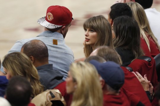 Aiškėja daugiau detalių apie Taylor Swift ir Traviso Kelce vestuves: ruošiamasi įspūdingai šventei