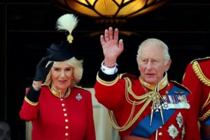 Karalius Karolis III ir karalienė Camilla priėmė netikėtą sprendimą