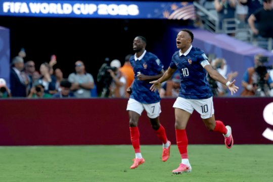 Pasaulio čempionate – Kyliano Mbappe fiesta ir dar viena raudona kortelė po peržiūros