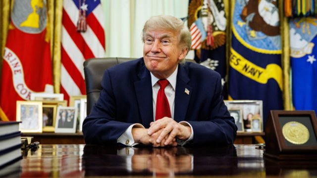 D. Trumpo turtas per pirmuosius kadencijos metus kone patrigubėjo: priežastis sukėlė pasipiktinimą