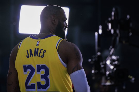 Atskleidė, kodėl L. Jamesas palieka „Lakers“: klubui tai – dūris į paširdžius