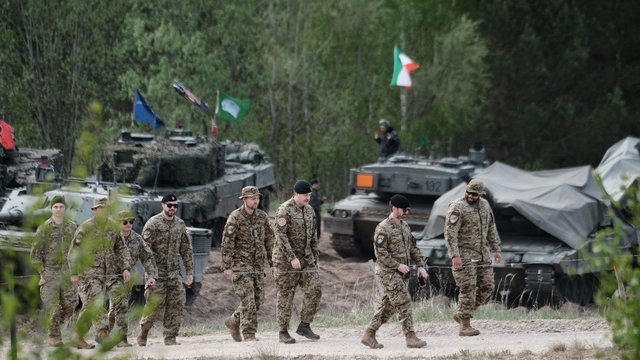Išskirtiniai vaizdai iš NATO pratybų JAV: ekspertai abejoja dėl vieno