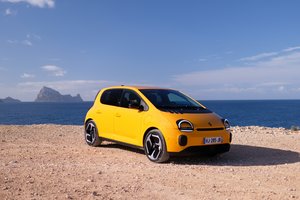 2026 m. „Renault Twingo“ testas: vienas pigiausių europietiškų elektromobilių