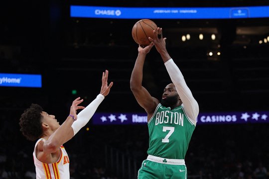 Dar vieni griausmingi NBA mainai – „Celtics“ iškeitė vieną iš komandos simbolių