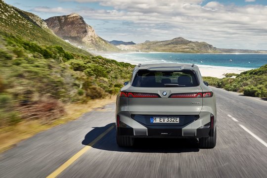 Pasikeitė neatpažįstamai: legendinis „BMW X5“ nustebino radikaliomis permainomis