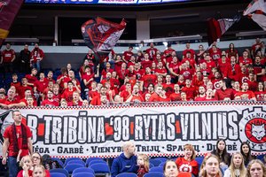 Netikėtas posūkis: D. Gudelis pardavė savo „Ryto“ akcijų dalį sirgalių grupuotei „B tribūna“