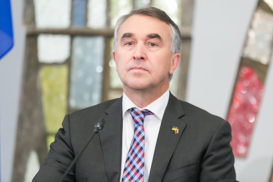 Grupė politikų kreipėsi į FIFA – nenori regėti rusų pasauliniame futbolo turnyre