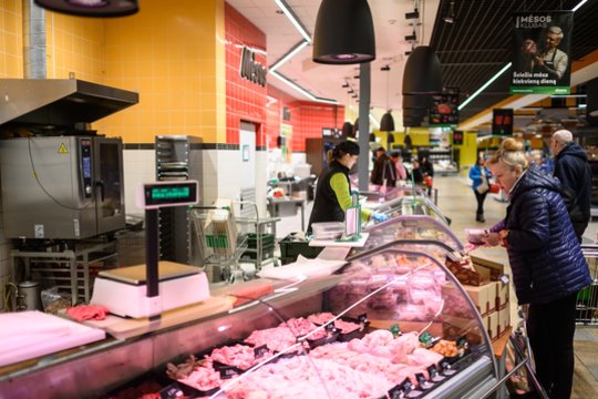 Štai ką reiškia nuolatiniai įspėjimai apie užkrėstą mėsą: šiems pirkėjams tikrai derėtų suklusti