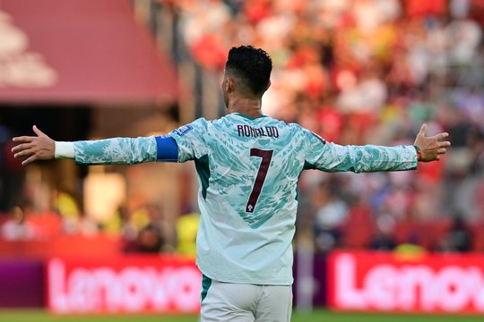 C. Ronaldo sesuo prakalbo apie brolio karjeros pabaigą, tai išgirdęs futbolininkas pateikė atsaką