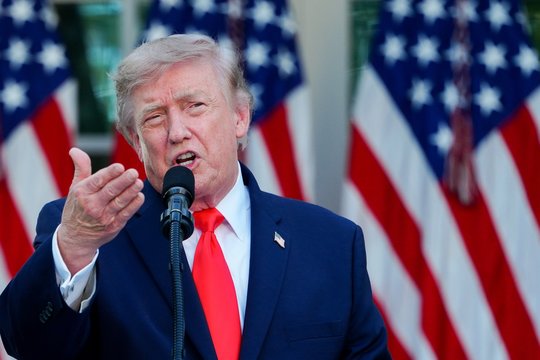 JAV minint iškilmingą jubiliejų – griežtas D. Trumpo komentaras