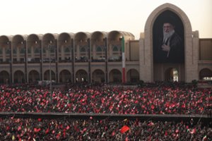 Irane – gedulo ceremonijos nužudytam lyderiui A. Khamenei