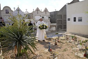 Popiežius Leonas XIV pasiunė aiškią žinią – stojo už migrantus