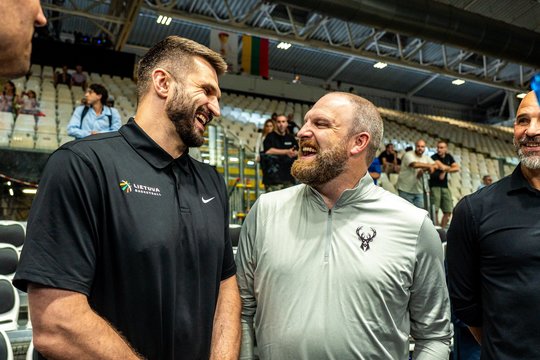 Lietuvos rinktinės rungtynėse – ypatingas svečių iš NBA vizitas
