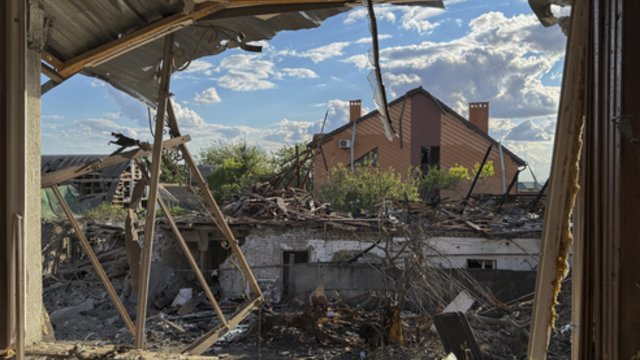 Ukrainą vėl drebino didelio masto ataka: oro pavojus skambėjo beveik visuose šalies regionuose