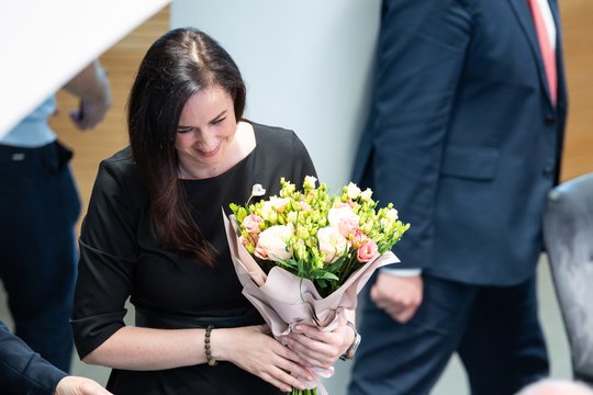 Paaiškėjo, kodėl I. Ruginienės Vyriausybės nariai liks be išeitinių