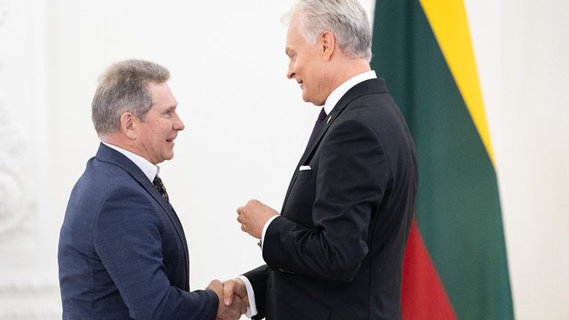 Už nuopelnus Lietuvai apdovanojimus gavusių laureatų emocijos: vieni nesitikėjo, kiti dėkojo bendražygiams