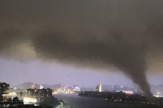 Užfiksavo galingo tornado ir audrų Kinijoje vaizdus: yra aukų, vienas žmogus dingo be žinios