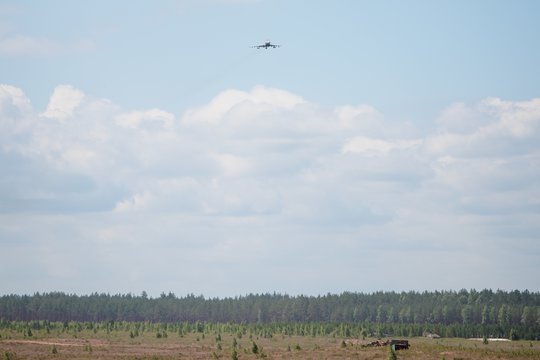 NATO naikintuvai tris kartus kilo atpažinti ir lydėti Rusijos orlaivių