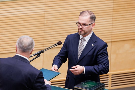 R. Kaunas kreipėsi į prokuratūrą dėl galimo tarptautinių sankcijų apėjimo: žurnalistinis tyrimas nuvedė iki Rusijos