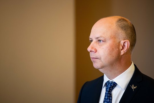 A. Veryga: jei nebus atkurti diplomatiniai santykiai su Kinija, premjero teisė bus apsispręsti dėl K. Budrio