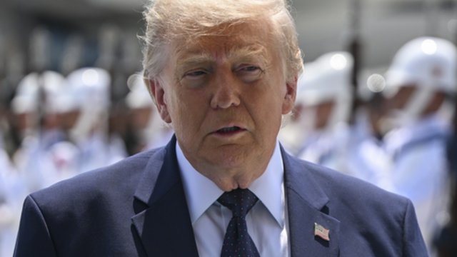 D. Trumpas Ankaroje pažėrė grasinimų: jei Danija neatiduos Grenlandijos, iš Europos išves visas karines pajėgas
