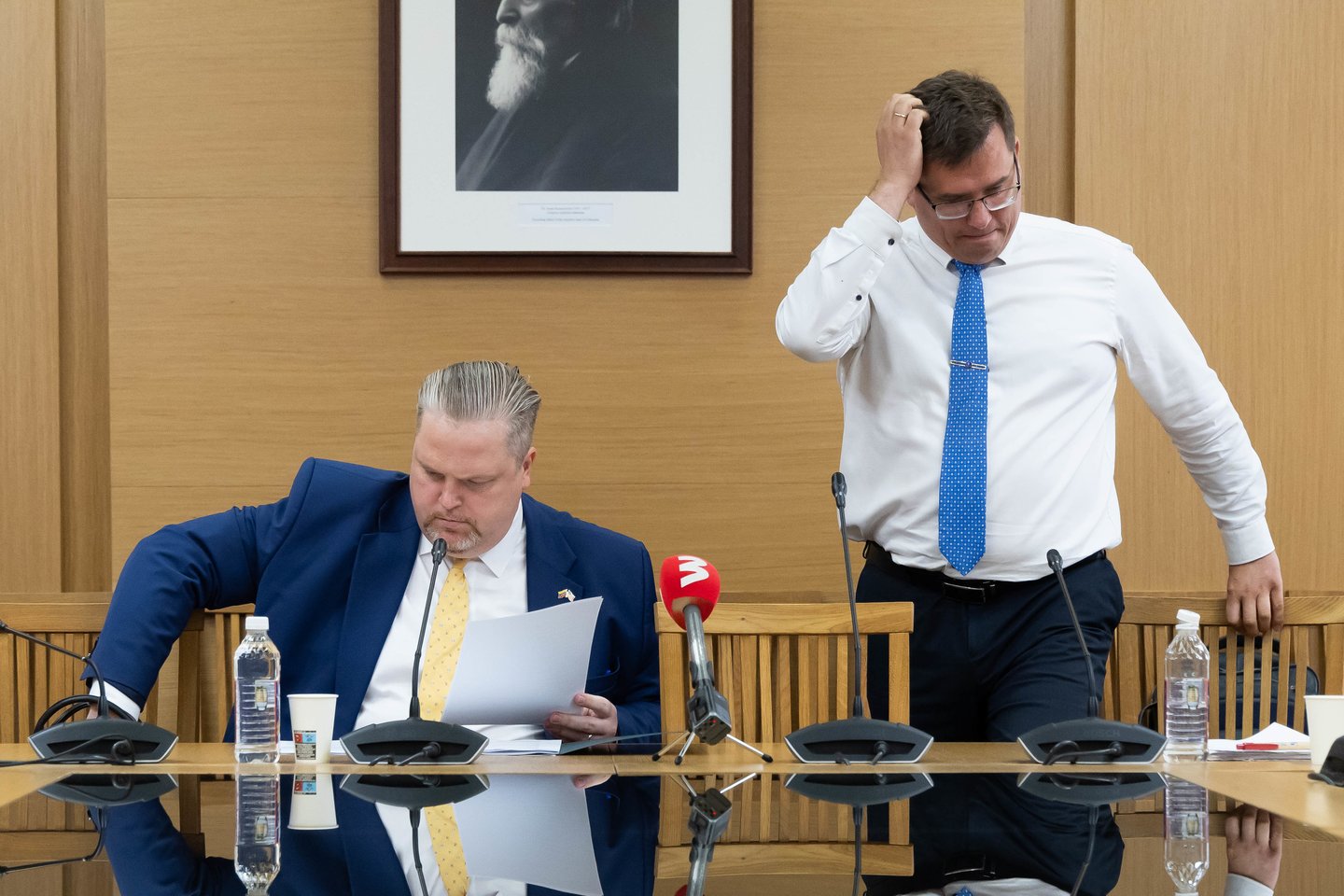 Taurimas Valys atvyko į TS-LKD frakcijos posėdį.<br>D. Labučio/ELTA nuotr.