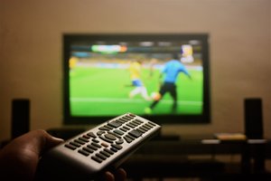 Futbolo čempionatas paskatino rekordinę televizorių prekybą: pardavimai šoktelėjo daugiau nei 50 proc.