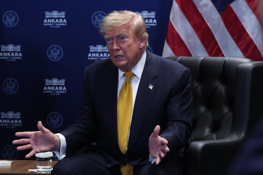 Karas Irane. D. Trumpas apie Iraną: šiąnakt smarkiai jiems smogsime
