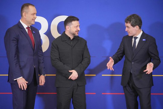 K. Nawrockis atskleidė, apie ką kalbėjosi su V. Zelenskiu: truko valandą