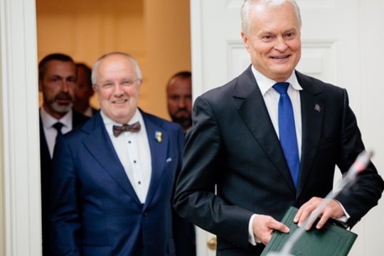 V. Dumbliauską nustebino G. Nausėdos elgesys: jis savo simpatijų nė neslepia