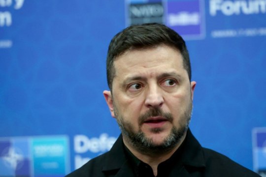 JAV ir Ukrainos vadovų santykyje pastebi teigiamą pokytį: dabar D. Trumpui jo reikia