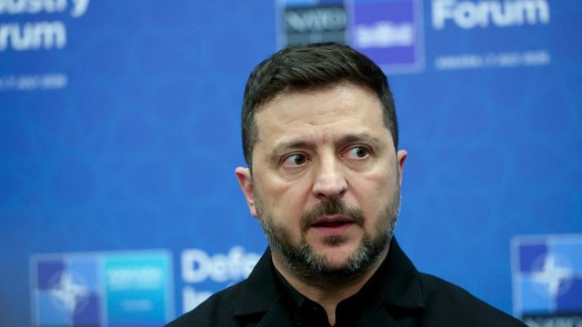 JAV ir Ukrainos vadovų santykyje pastebi teigiamą pokytį: dabar D. Trumpui jo reikia