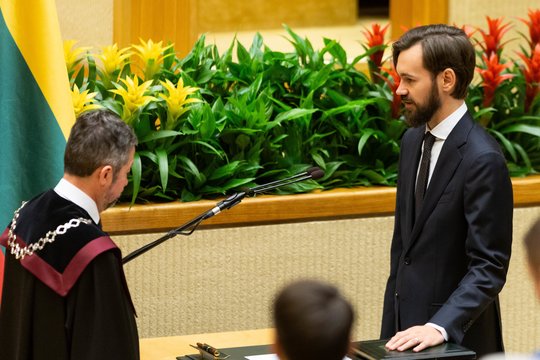 Situacija, kurios dar niekada nebuvo: R. Baranovo sprendimas kelia abejones ir rinkimų prievaizdams