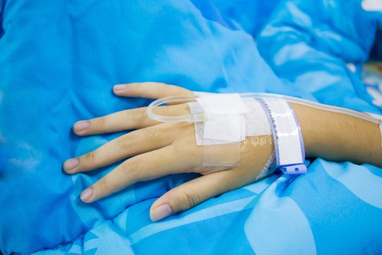 Tragedija per šeimos atostogas: tėvai nepatikėjo, kad sūnus užsikrėtė mirtina liga