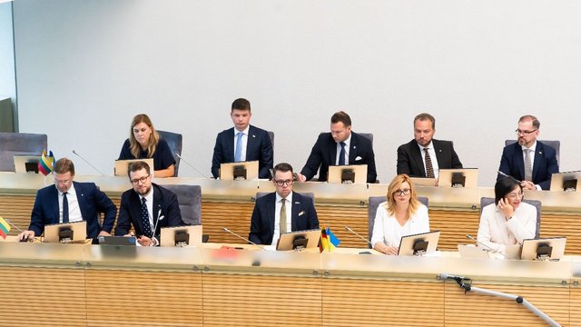 Vaizdas Vyriausybėje sukelia dvejopą įspūdį: dėl nežinomų ministrų visuomenė priversta pasitikėti