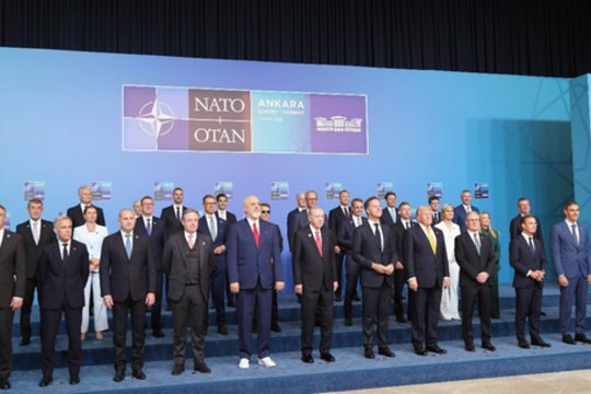 NATO viršūnių susitikime Ukraina atsikovojo JAV palankumą: prakalbo ir apie Lietuvos laimėjimą