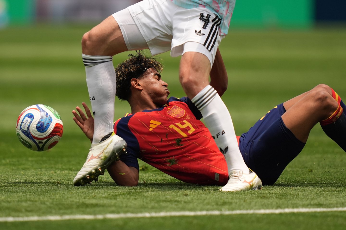 Ispanijos rinktinė kovoja su Belgija pasaulio čempionato ketvirtfinalyje.<br>EPA/ELTA nuotr.