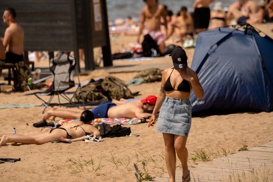 Orų permainos – jau čia: į šalį plūs vis didesnė šiluma, skelbia, kada termometrų stulpeliai vėl rodys 30 laipsnių