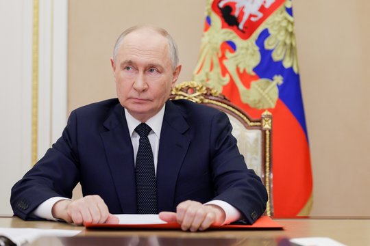 Karas Ukrainoje. Iš karo analitikų – žinia dėl problemų Rusijoje: benzino kainos auga kaip ant mielių